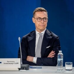 Новини світу - Стубб: Гарантії дієві лише за готовності воювати