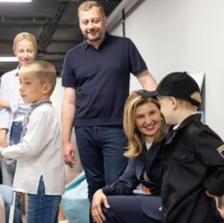 Перша леді України разом із командою Фундації відвідала укриття та Школу Супергероїв на Чернігівщині