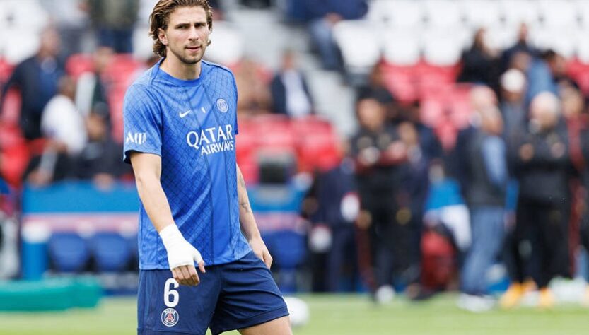 Новини спорту - Такий вже футбол: Забарний - про несподівану поразку ПСЖ