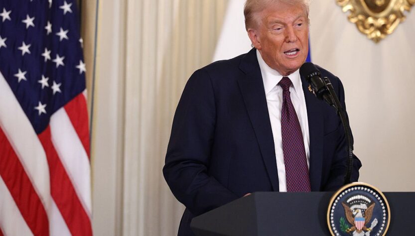 Новини бізнесу - Трамп запровадив нові мита на деревину та меблі