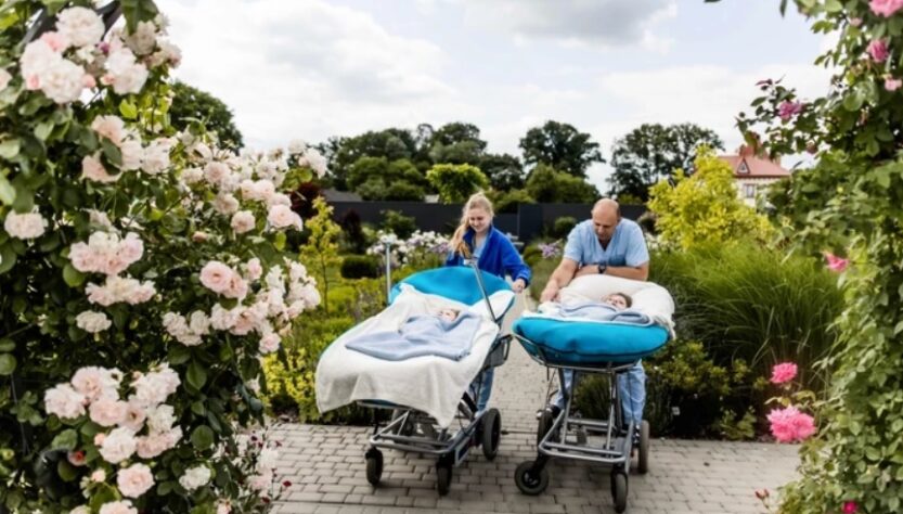 Новини України - Троє дітей рік жили самі: історія з лінії фронту