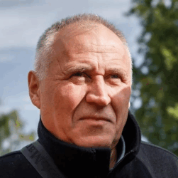 Новини світу - У Білорусі повернули до колонії раніше звільненого опозиціонера - ЗМІ