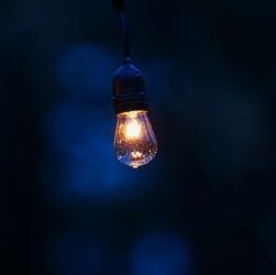 Новини України - У Дніпрі запровадили графіки відключення світла