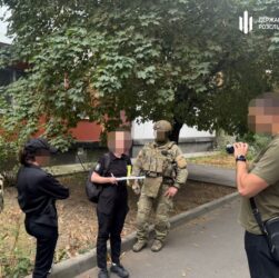 Новини України - У Дніпрі затримано організаторів виїзду військовозобовʼязаних до Європи