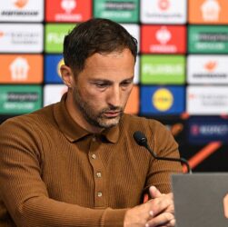 Новини спорту - У Фенербахче можуть знову змінити головного тренера