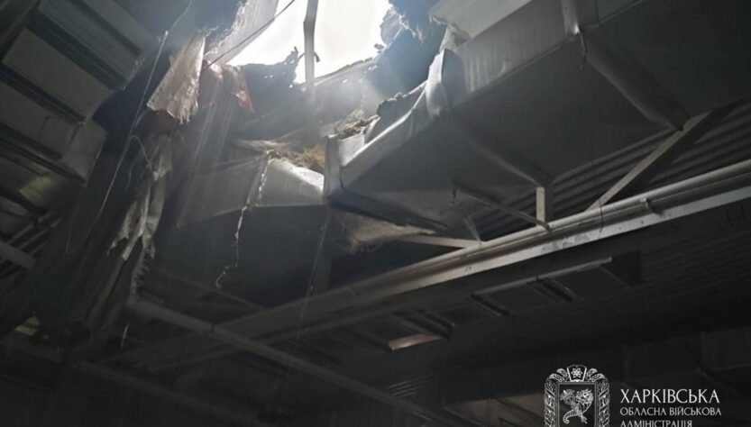 Новини України - У Харкові дрон РФ влучив у дах магазину меблів, є поранені
