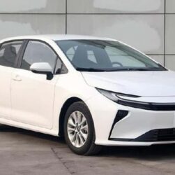 Авто новини - У Китаї розсекретили оновлений дизайн Toyota Corolla