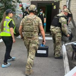 Новини Києва - У Києві стався вибух гранати в квартирі, є загиблі