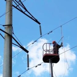 Новини України - У Лозовій на Харківщині повністю відновили електропостачання