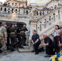 Новини України - У Львові проходить церемонія прощання з Парубієм