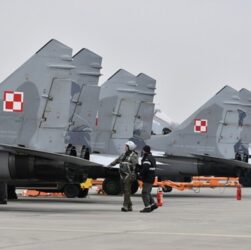 Новини світу - У Польщі підняли винищувачі через ракетний удар РФ по Україні