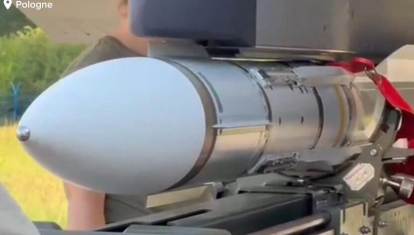 Новини світу - У Польщі заявили про фактичний старт операції Східний вартовий