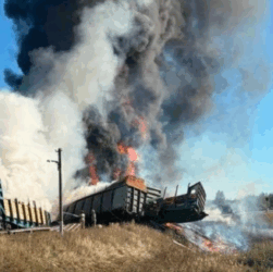 Новини світу - У РФ потяг із паливом спалахнув після жорсткої ДТП