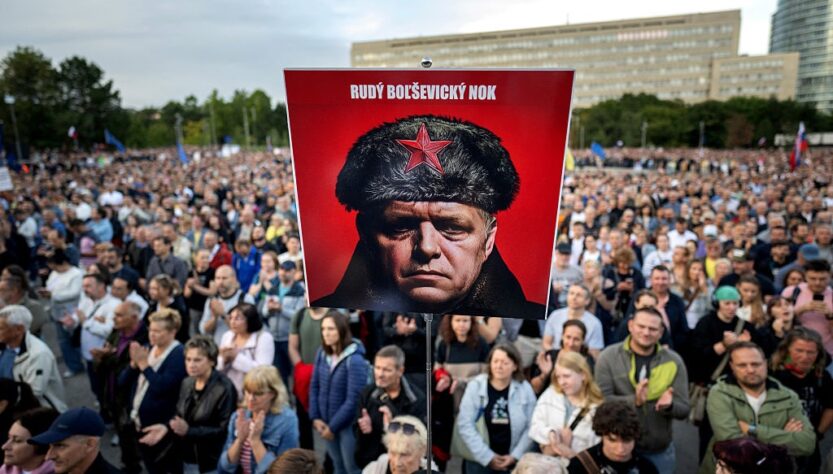 Новини світу - У Словаччині поновились протести проти уряду Фіцо