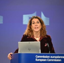 Новини світу - У ЄС не бачать затримок із 19 пакетом санкцій