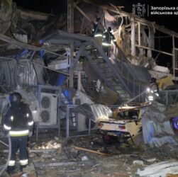 Новини України - У Запоріжжі два влучання, тисячі людей без світла