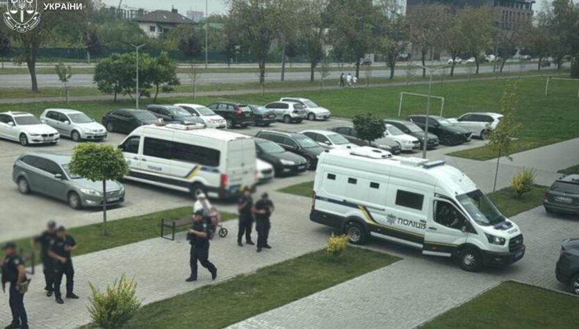 Новини України - Убивство Парубія: затриманий отримав підозру