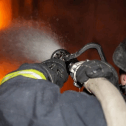 Новини України - Удар по Луцьку: є пошкодження, виникли пожежі