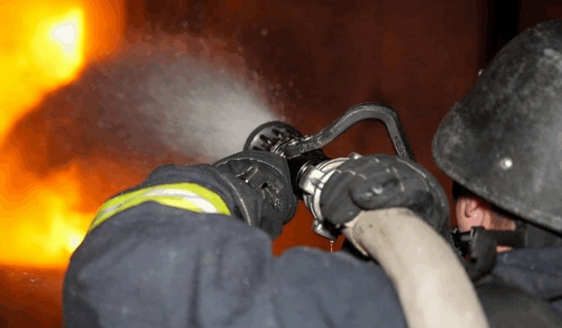 Новини України - Удар по Луцьку: є пошкодження, виникли пожежі