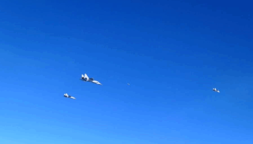 Новини світу - Угорські винищувачі перехопили п’ять російських літаків над Балтійським морем