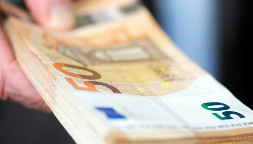 Новини України - Україна вперше поверне з-за кордону кошти, вкрадені внаслідок корупції