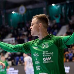 Новини спорту - Український футзаліст забив гол у ворота Барселони