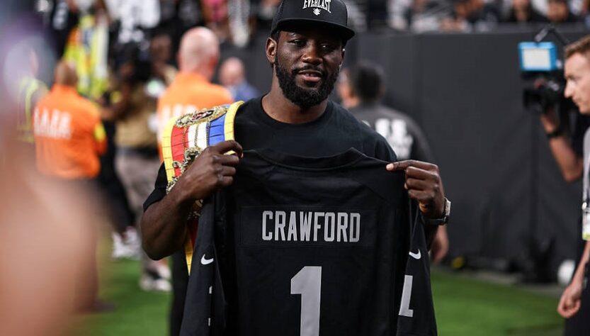 Новини спорту - Усик поступився місцем Кроуфорду в рейтингу P4P журналу The Ring