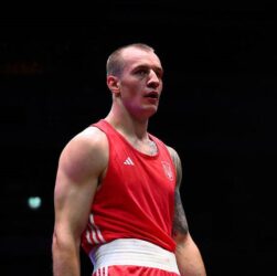 Новини спорту - Усик відзначив успіхи українця, який здобув медаль