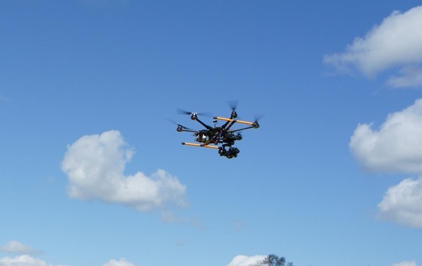 Новини світу - В аеропорту Нідерландів закривали злітну смугу через дрон