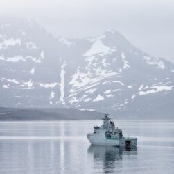 Новини світу - В Гренландії проходять військові навчання