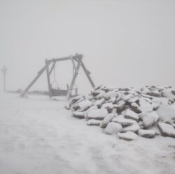 Новини України - В Карпатах випав сніг