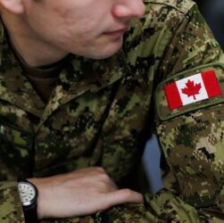 Новини світу - В Латвії зник безвісти канадський військовий