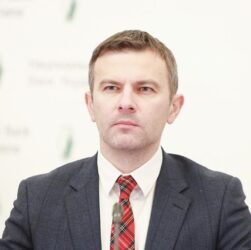 Новини України - В НБУ пояснили падіння курсу долара до гривні