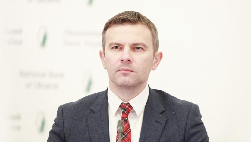 Новини України - В НБУ пояснили падіння курсу долара до гривні