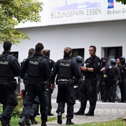 Новини світу - В Німеччині студент поранив ножем викладачку: його застрелила поліція