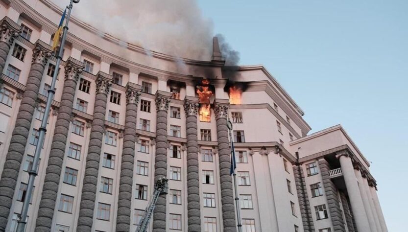 Новини України - В ОП підтвердили удар ракетою Іскандер по Кабміну