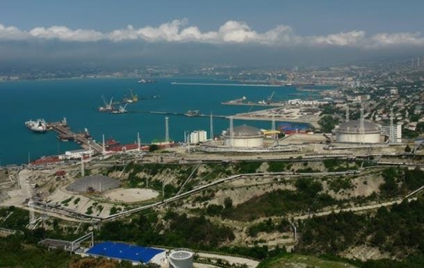 Новини світу - В Росії через дрони призупинили роботу два ключові нафтові порти - ЗМІ