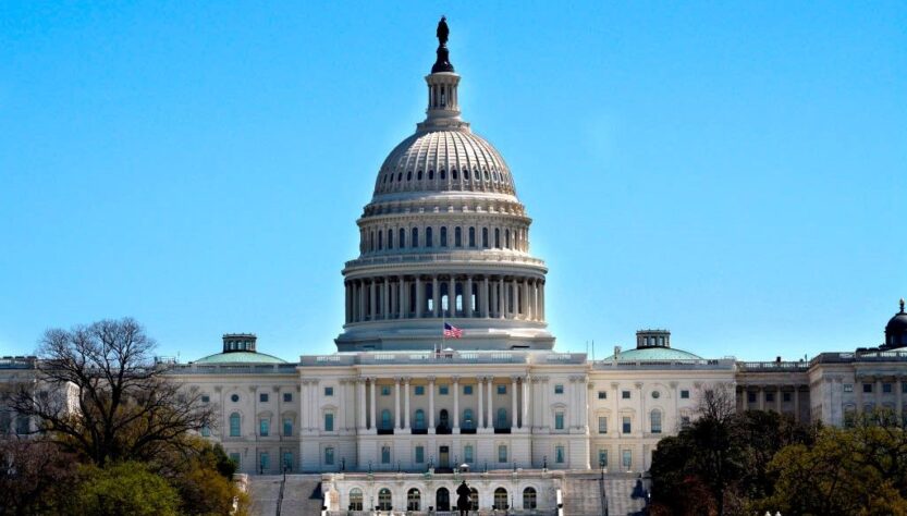 Новини політики - В США пропонують регулярно передавати Україні заморожені російські активи