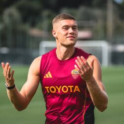 Новини спорту - Вест Гем продовжує полювання за Довбиком, маючи намір купити його взимку