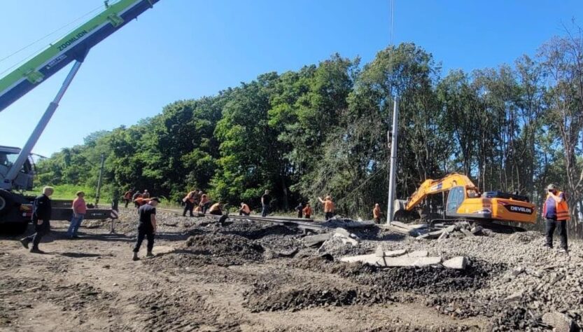 Новини України - Вибухи на Київщині: 28 поїздів змінили маршрути