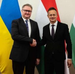 Новини України - Віце-прем'єр Качка зустрівся з головою МЗС Угорщини