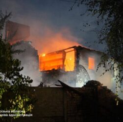 Новини України - З'явилося відео "прильоту" по будинку в Запоріжжі