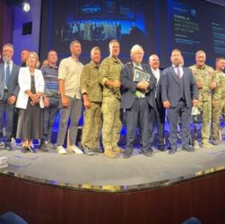 Новини політики - Захід має надати Україні дозвіл бити по військових базах РФ - Борис Джонсон