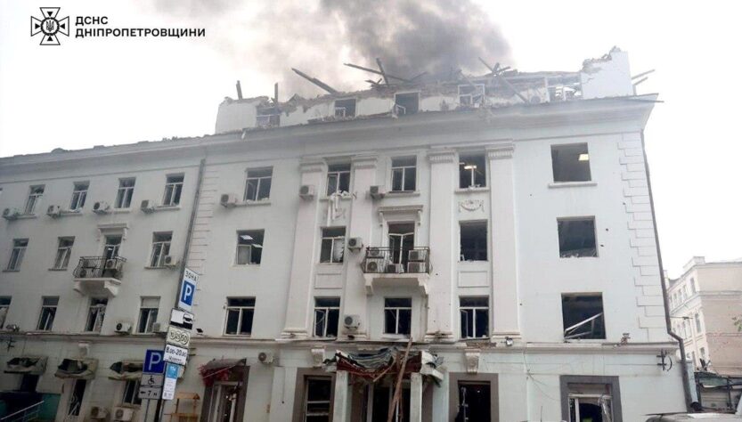 Новини України - Зеленський назвав "нахабним" удар росіян по Дніпру