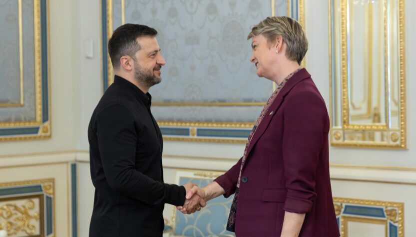 Новини України - Зеленський обговорив з головою МЗС Британії посилення ППО