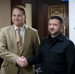 Новини України - Зеленський зустрівся з главою МЗС Польщі на тлі атаки дронів РФ