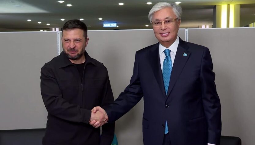 Новини України - Зенеський і Токаєв обговорили війну в Україні