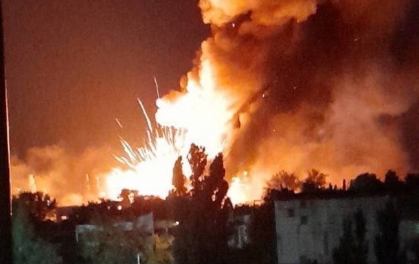 Новини України - ЗСУ знищили російські склади зі зброєю на Донбасі