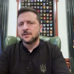 Президент України Володимир Зеленський у вечірньому зверненні подякував українським рятувальникам