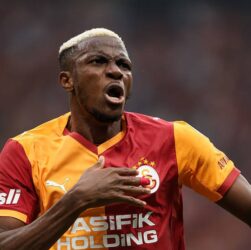 Новини спорту - Барселона на місце Левандовського хоче Осімгена